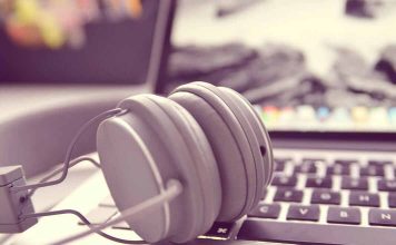 The Brave and the Bold – The Flash VS The Arrow